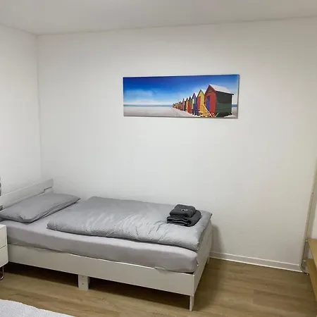 Sunny Mit Balkon - Kueche - Bad 公寓