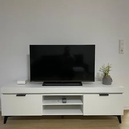 Sunny Mit Balkon - Kueche - Bad 公寓 *