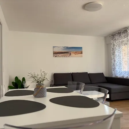 Sunny Mit Balkon - Kueche - Bad Weissbach (Hohenlohe)