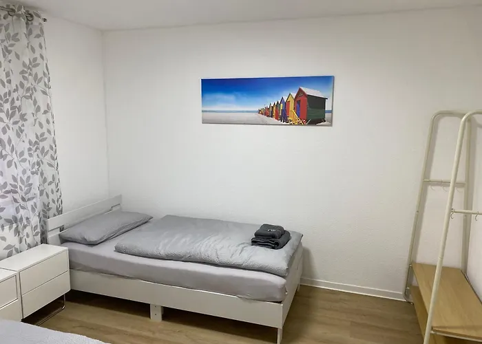 Sunny Mit Balkon - Kueche - Bad Apartmán