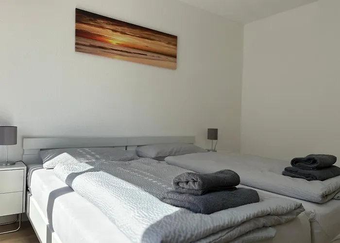 Sunny Mit Balkon - Kueche - Bad Apartmán